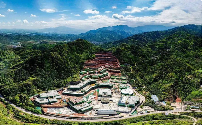 共繪康養(yǎng)新圖景 打造產(chǎn)業(yè)新高地 ——第二屆峨眉山康養(yǎng)論壇開幕